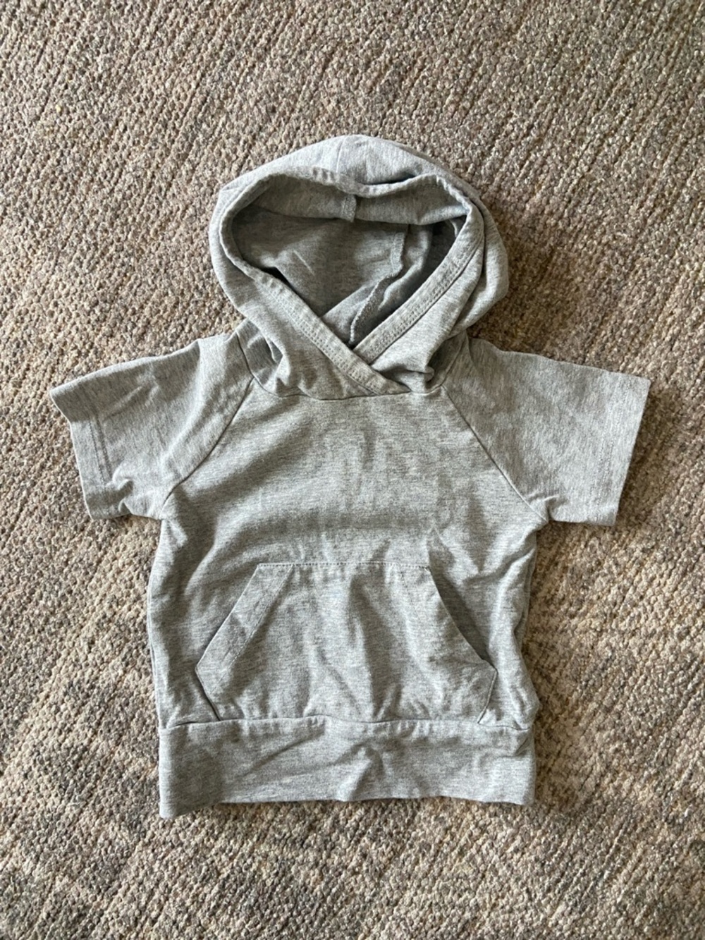 Mebie Baby Short-Sleeve Hooded Pullover - Gray